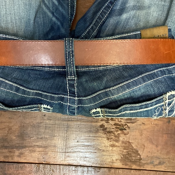 Brown Leather Mens / Womens 1 1/2” Wide Belt Excellent Used Condition- Size 30 - Picture 6 of 13